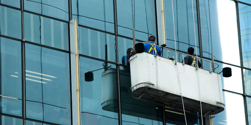 Aerial Lifts and Cradles windows cleaning