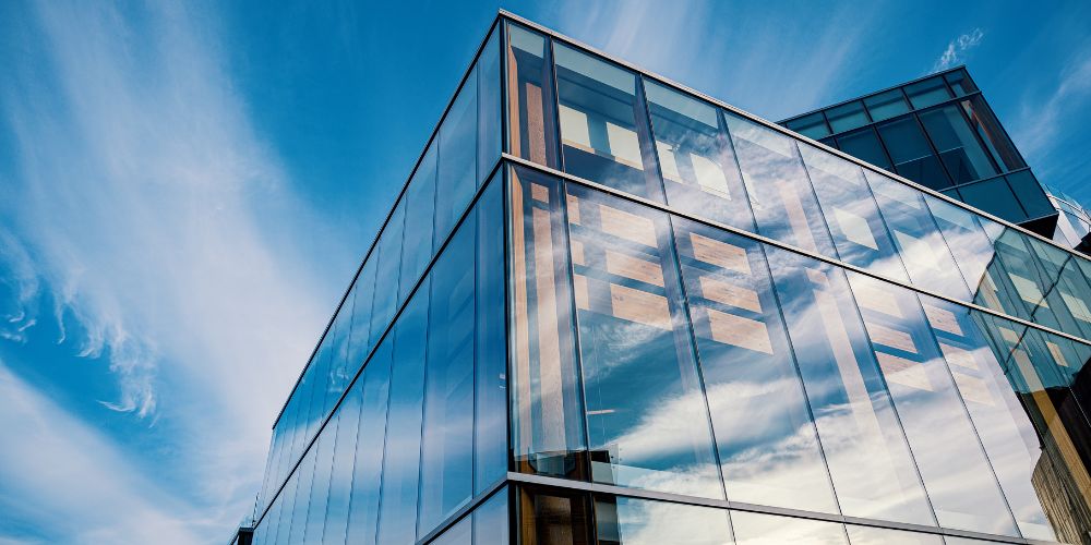The Importance of Fall Protection Systems in High-Rise Window and Facade Cleaning